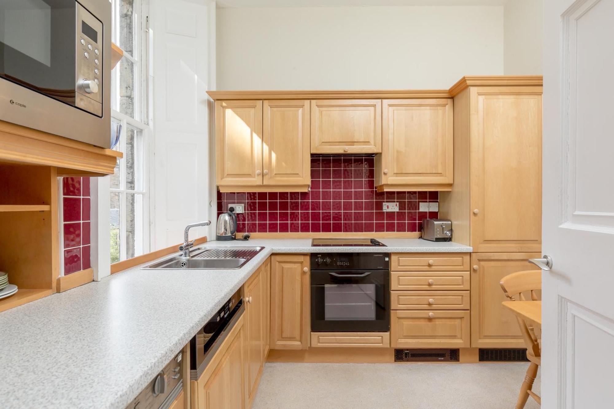 Light And Spacious 2 Bedroom Flat In Heart Of EDI Eksteriør billede