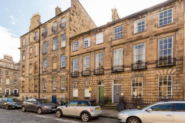 Light And Spacious 2 Bedroom Flat In Heart Of EDI Eksteriør billede